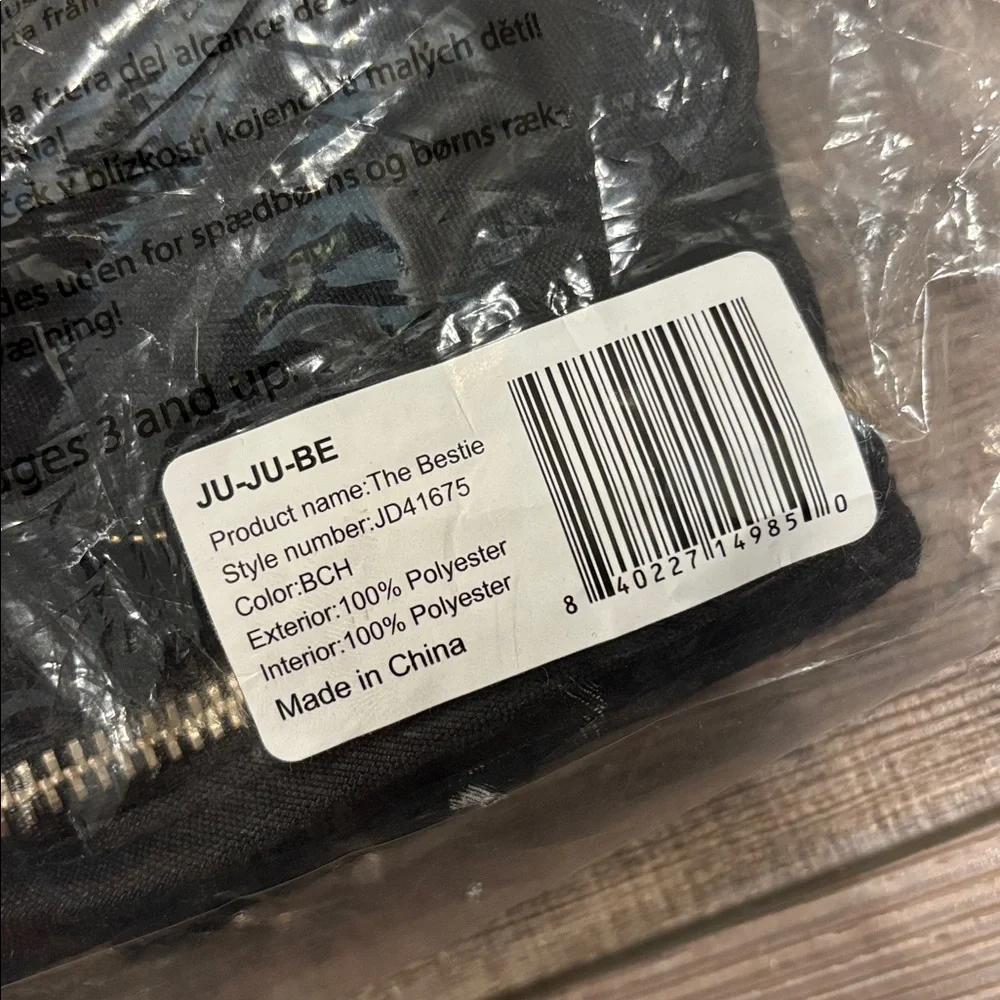 JuJuBe The Bestie Crossbody Bag Black Chromatics - Picture 2 of 9